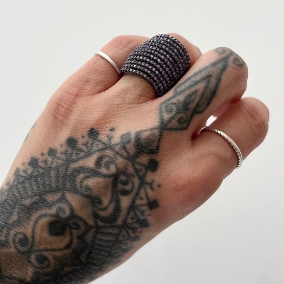 Noir NYC purple Crystal spiral ring - Picture 1 of 5